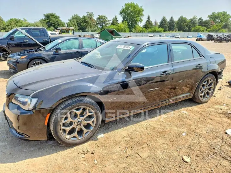 2016 Chrysler 300 фото