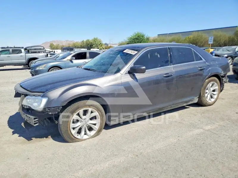 2016 Chrysler 300 фото