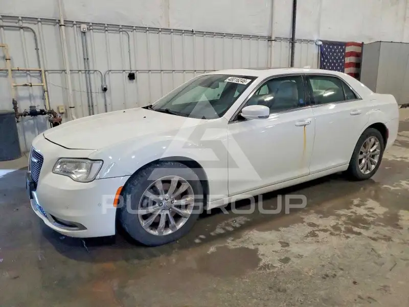 2016 Chrysler 300 фото