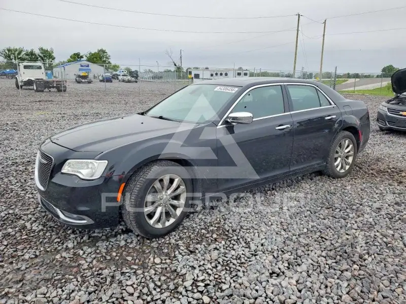 2016 Chrysler 300 photo