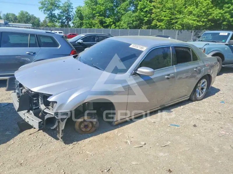 2016 Chrysler 300 фото