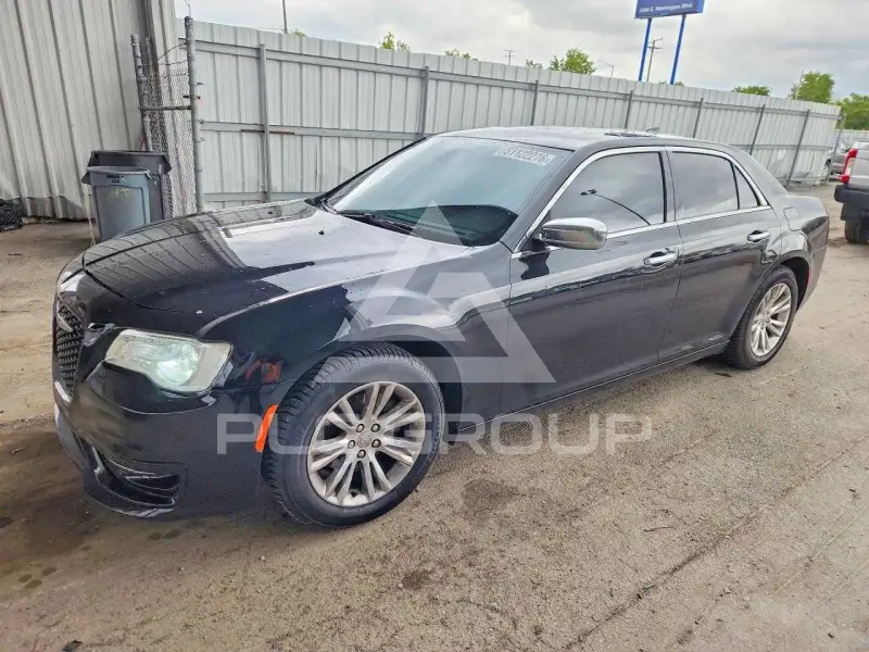 2016 Chrysler 300 photo