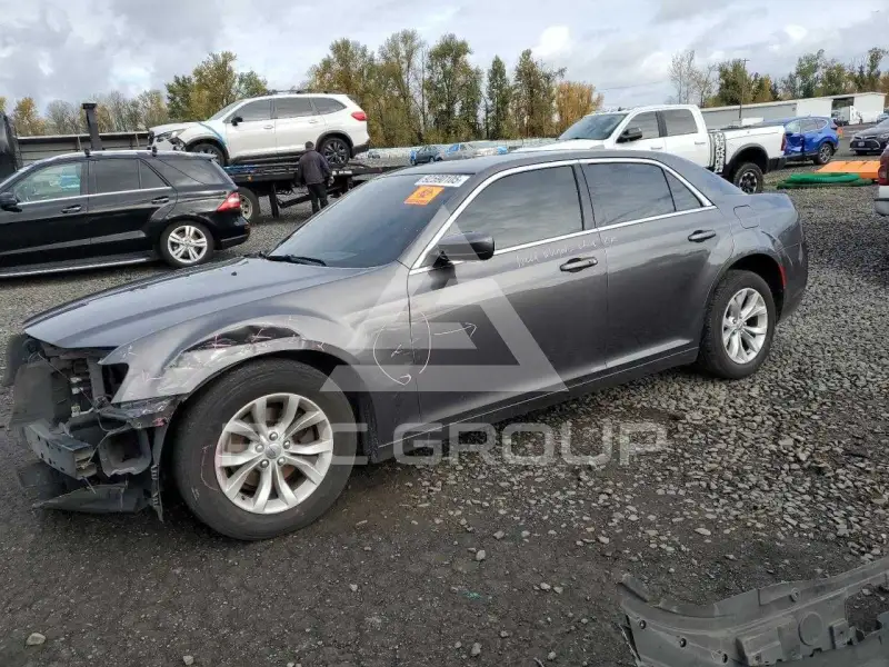 2016 Chrysler 300 фото