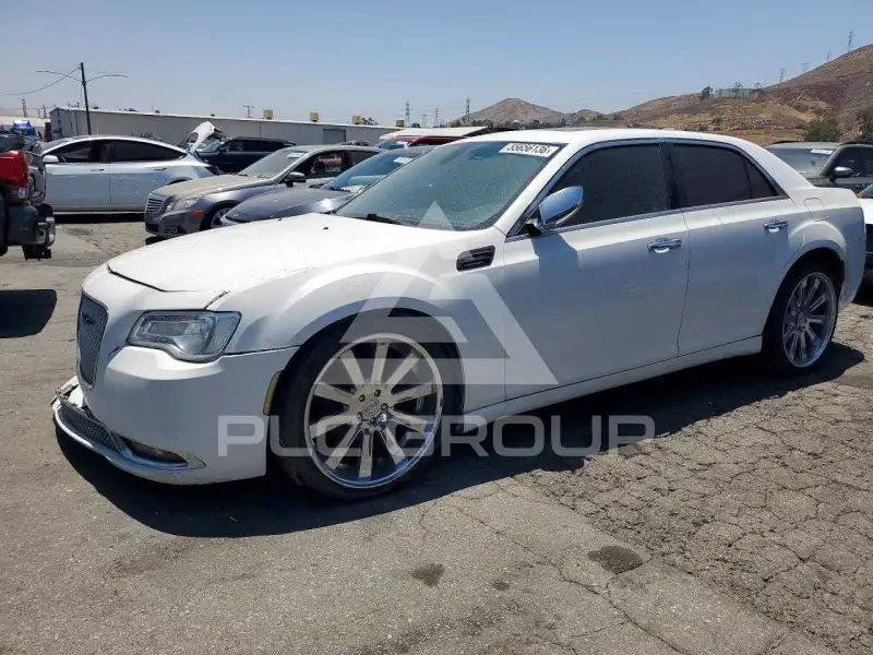 2016 Chrysler 300 photo