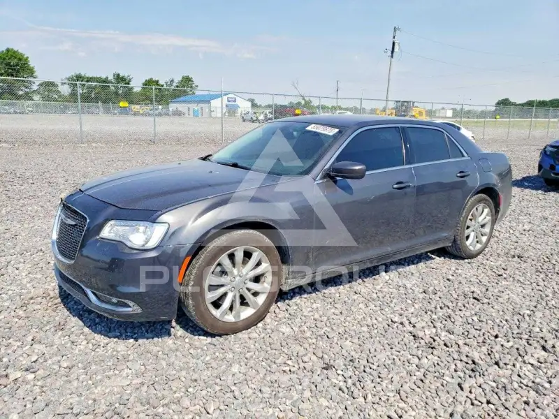 2016 Chrysler 300 фото