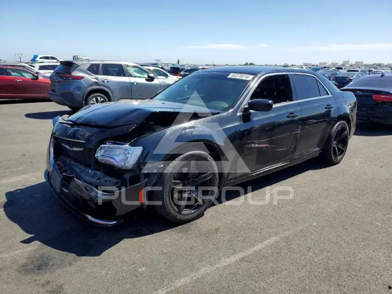 2016 Chrysler 300 фото