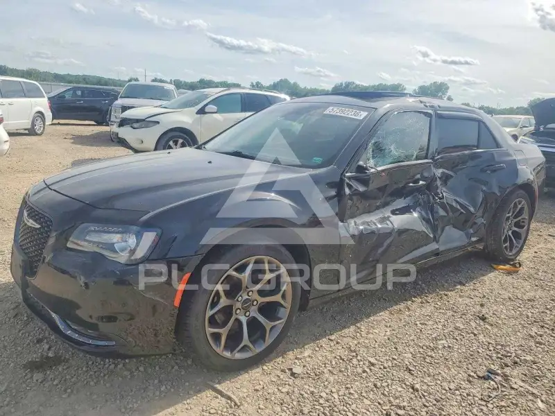 2016 Chrysler 300 фото