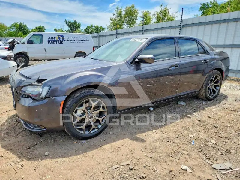 2016 Chrysler 300 фото
