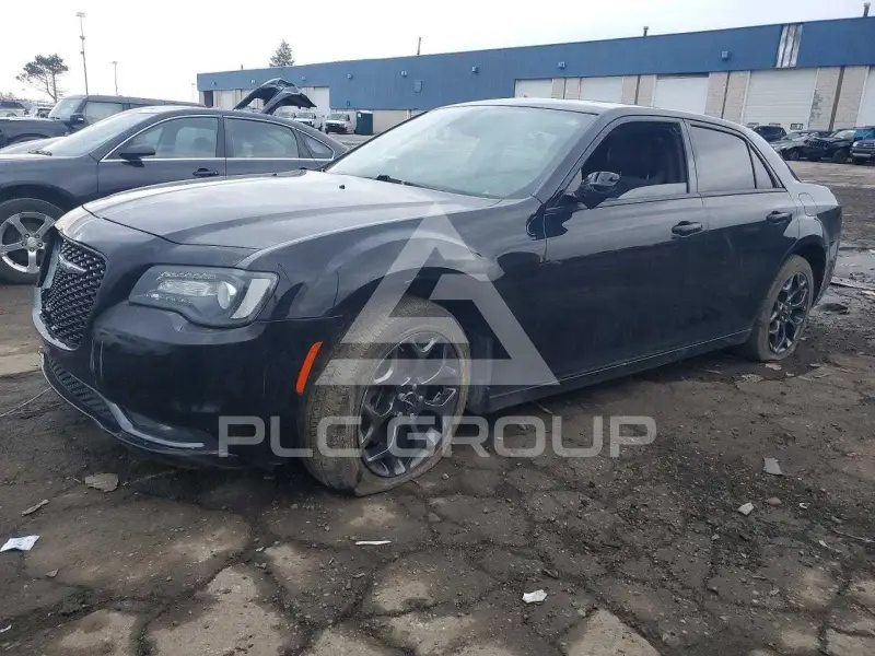 2016 Chrysler 300 photo