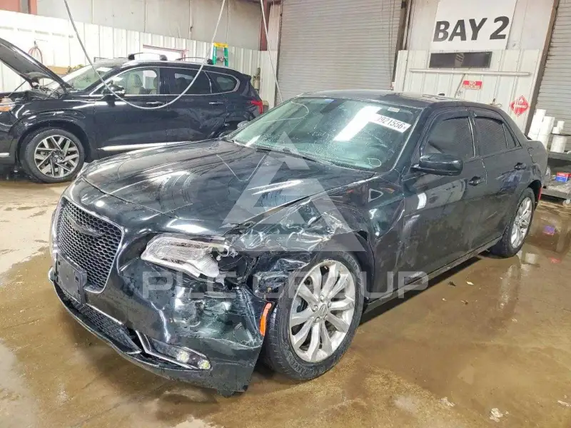 2016 Chrysler 300 photo