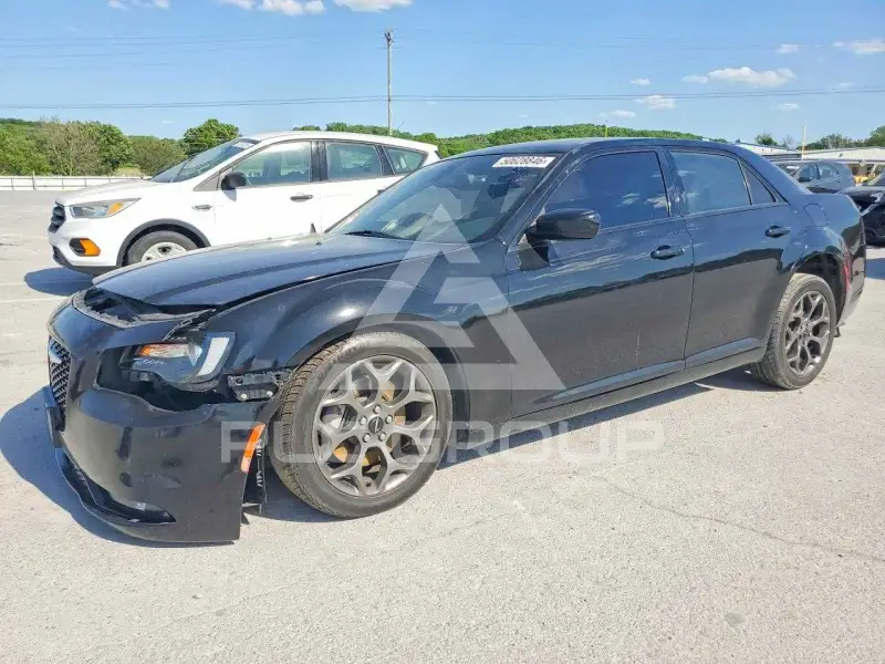 2016 Chrysler 300 photo