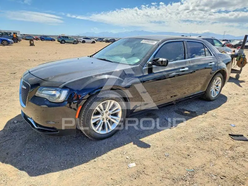 2016 Chrysler 300 photo