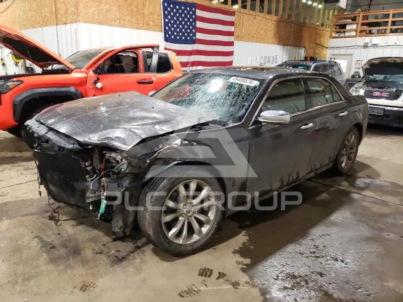 2016 Chrysler 300 фото
