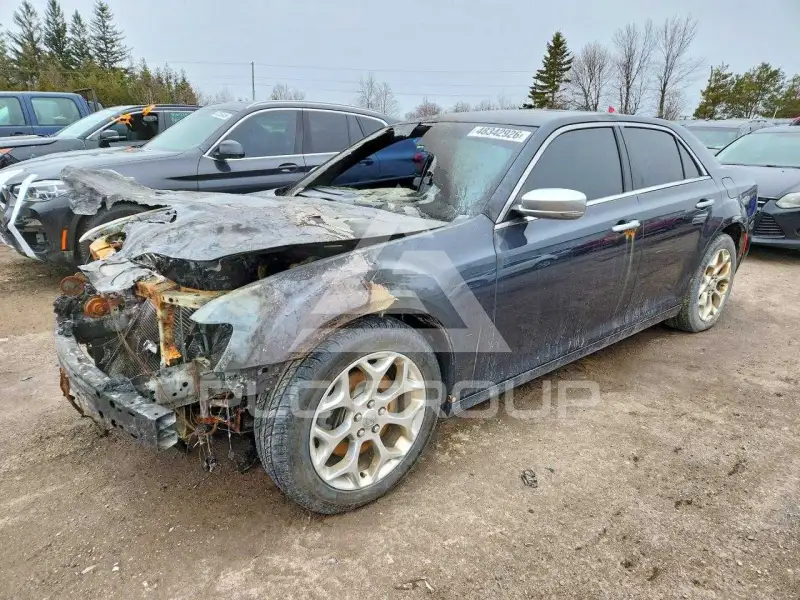 2016 Chrysler 300 фото