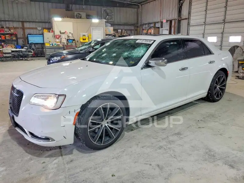 2016 Chrysler 300 фото