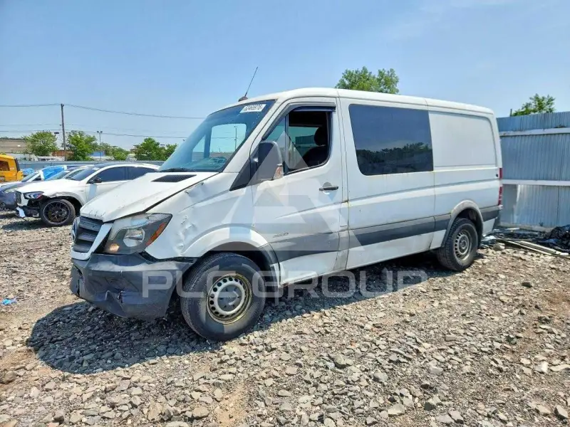 2016 Mercedes Benz Sprinter photo