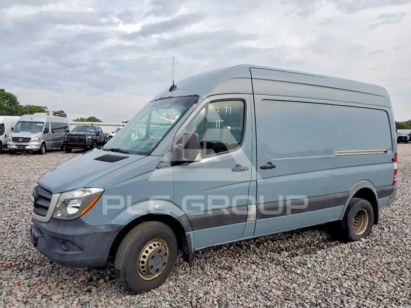 2016 Mercedes Benz Sprinter photo