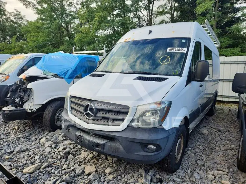2016 Mercedes Benz Sprinter photo