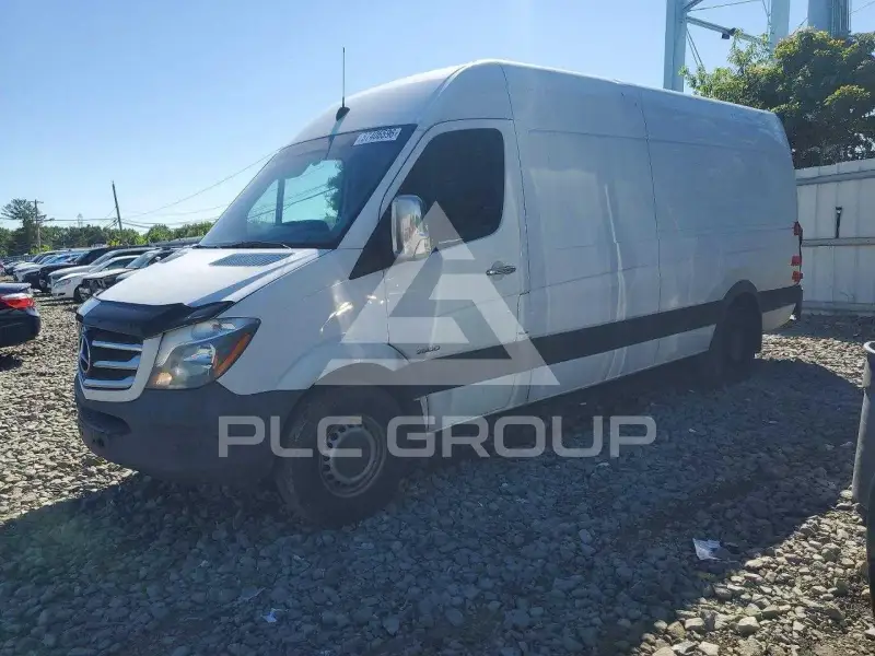 2016 Mercedes Benz Sprinter photo