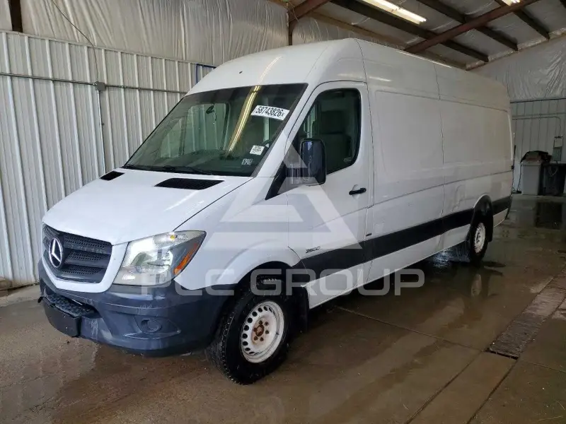 2016 Mercedes Benz Sprinter photo