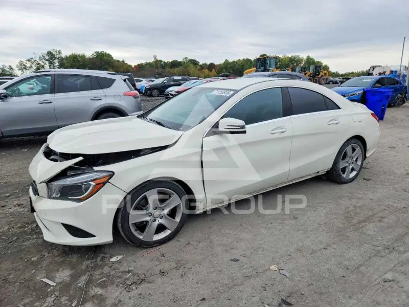 2016 Mercedes Benz CLA-Class фото