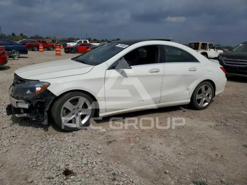 2016 Mercedes Benz CLA-Class фото