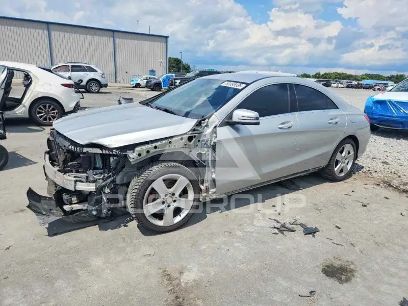 2016 Mercedes Benz CLA-Class фото