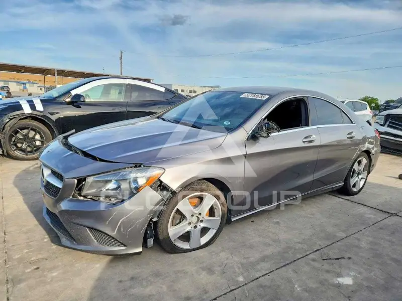 2016 Mercedes Benz CLA-Class photo