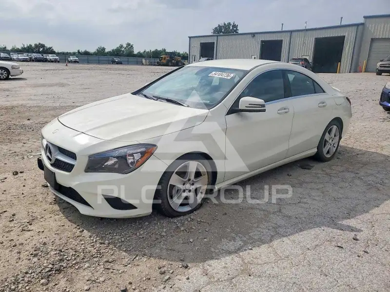 2016 Mercedes Benz CLA-Class photo