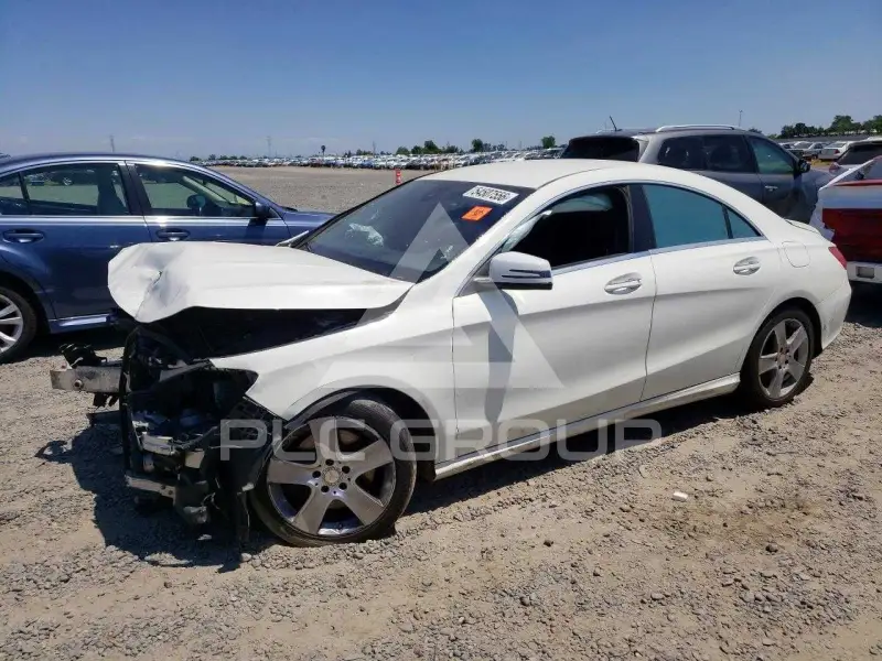 2016 Mercedes Benz CLA-Class photo