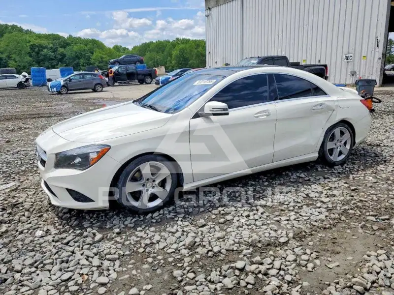 2016 Mercedes Benz CLA-Class photo