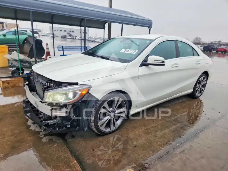 2016 Mercedes Benz CLA-Class фото
