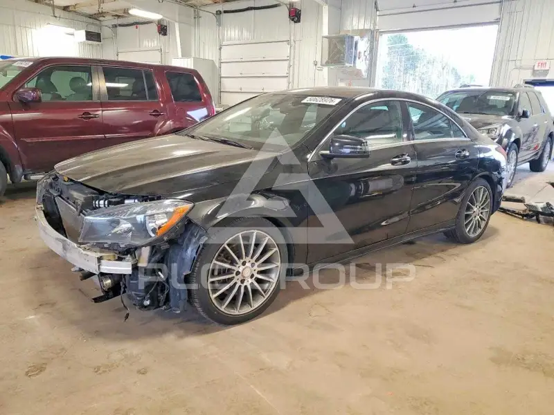 2016 Mercedes Benz CLA-Class photo