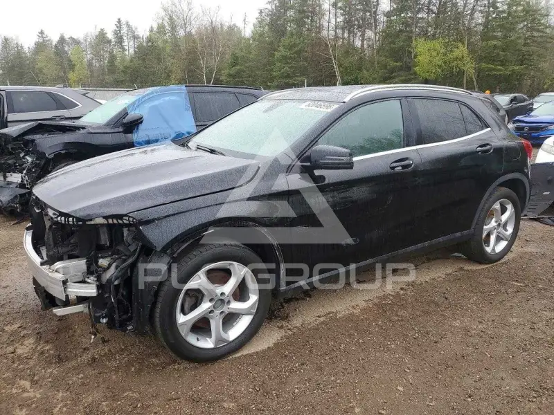 2016 Mercedes Benz GLA-Class фото