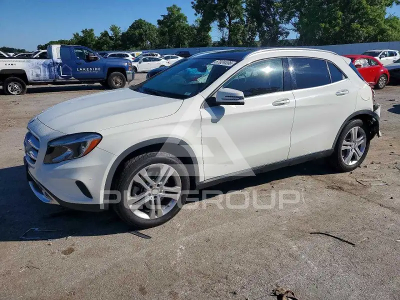 2016 Mercedes Benz GLA-Class фото
