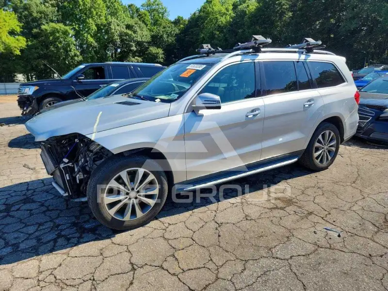 2016 Mercedes Benz GL-Class photo