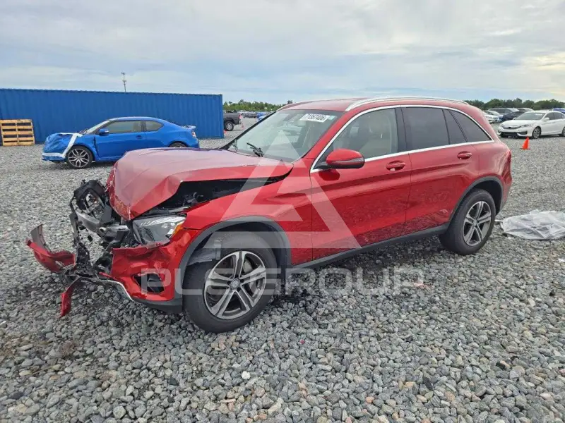 2016 Mercedes Benz GLC-Class фото