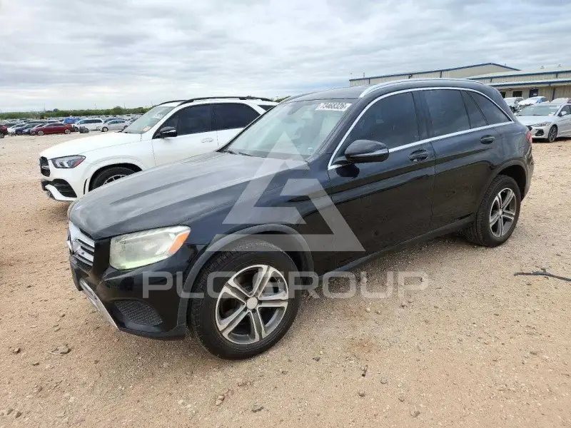 2016 Mercedes Benz GLC-Class фото