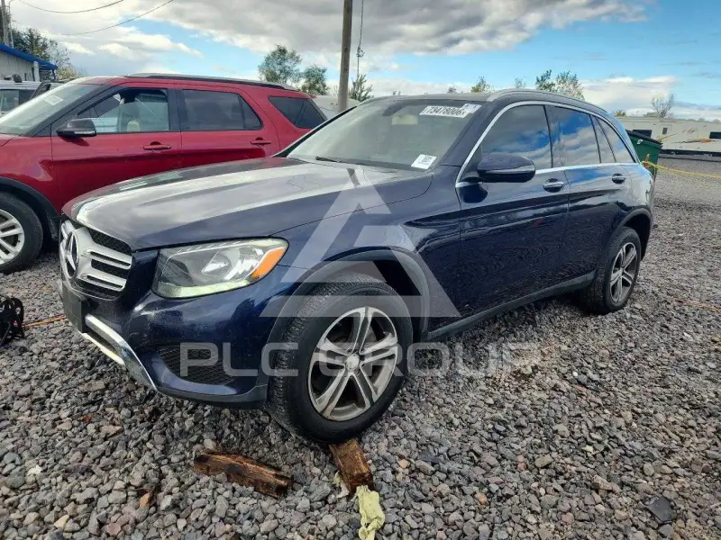 2016 Mercedes Benz GLC-Class фото