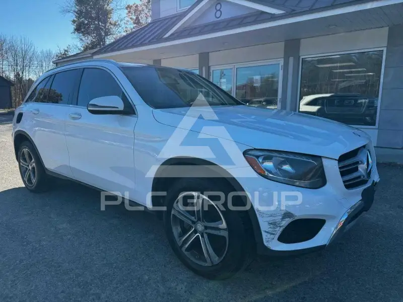 2016 Mercedes Benz GLC-Class photo