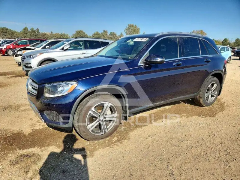 2016 Mercedes Benz GLC-Class фото