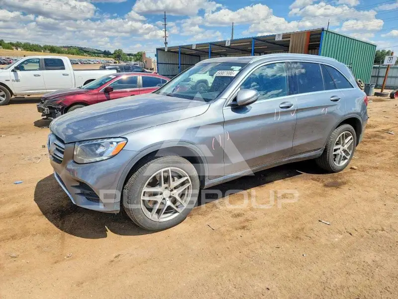 2016 Mercedes Benz GLC-Class photo