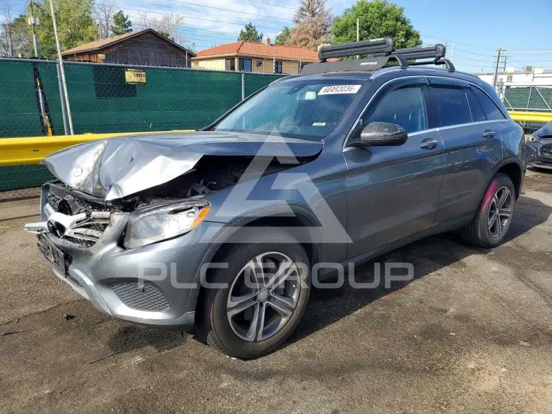 2016 Mercedes Benz GLC-Class photo