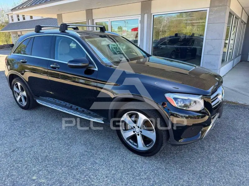 2016 Mercedes Benz GLC-Class фото
