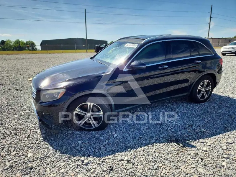 2016 Mercedes Benz GLC-Class photo