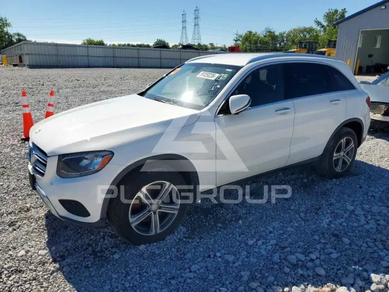 2016 Mercedes Benz GLC-Class photo