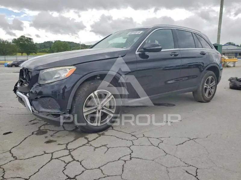 2016 Mercedes Benz GLC-Class фото