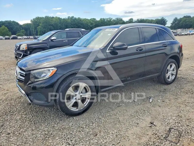2016 Mercedes Benz GLC-Class фото
