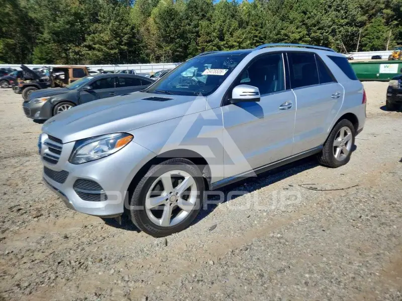 2016 Mercedes Benz GLE-Class фото