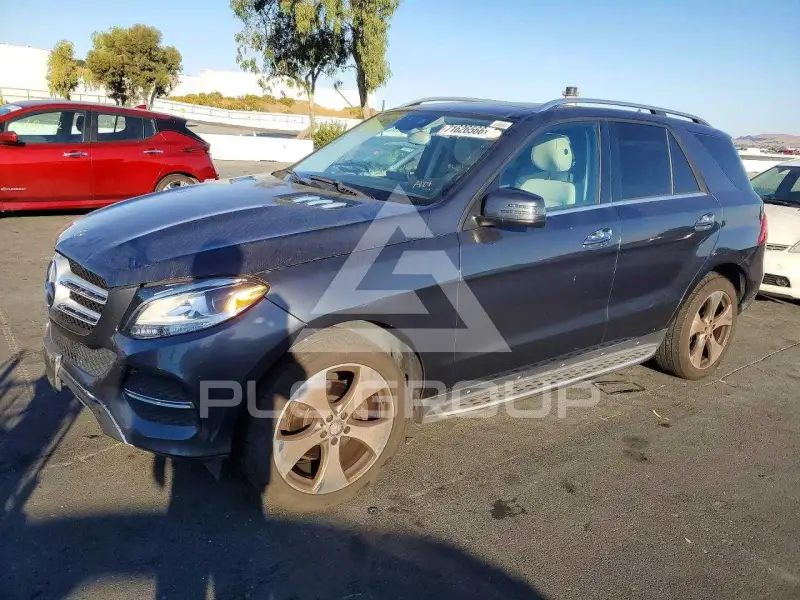 2016 Mercedes Benz GLE-Class photo